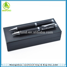 Fibra de carbono luxo projetado destaque rolo metal gravadas canetas